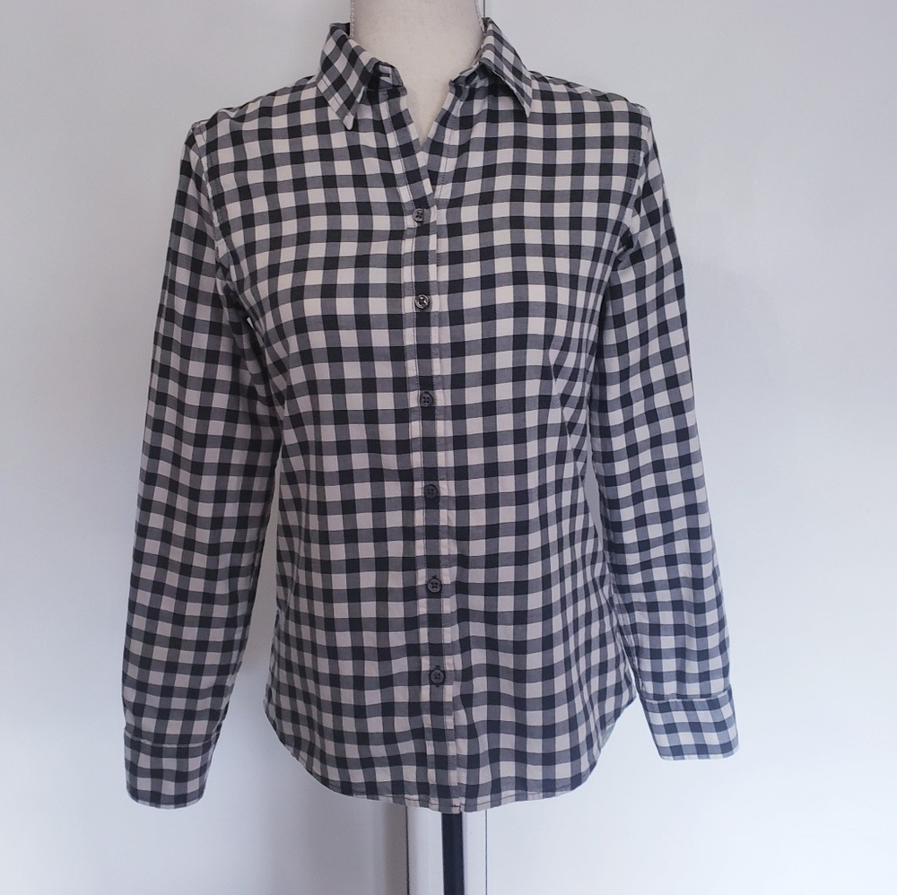 Banana Republic Softwash Buffalo Check Button Down